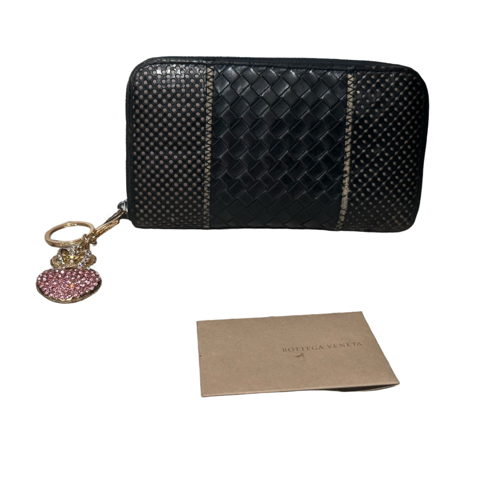 Vintage Bottega Veneta Woven Wallet w/ charm